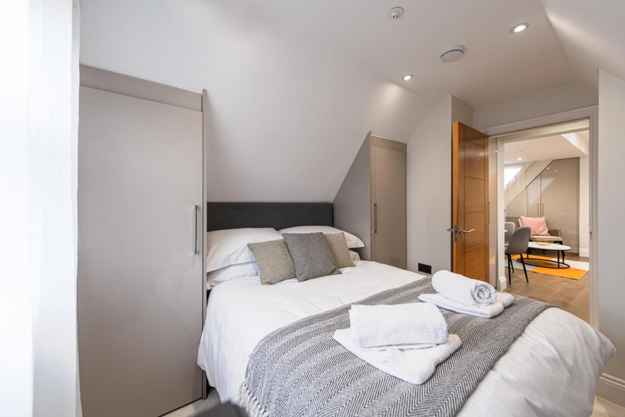Aparthotel Ealing Residency Londra Esterno foto