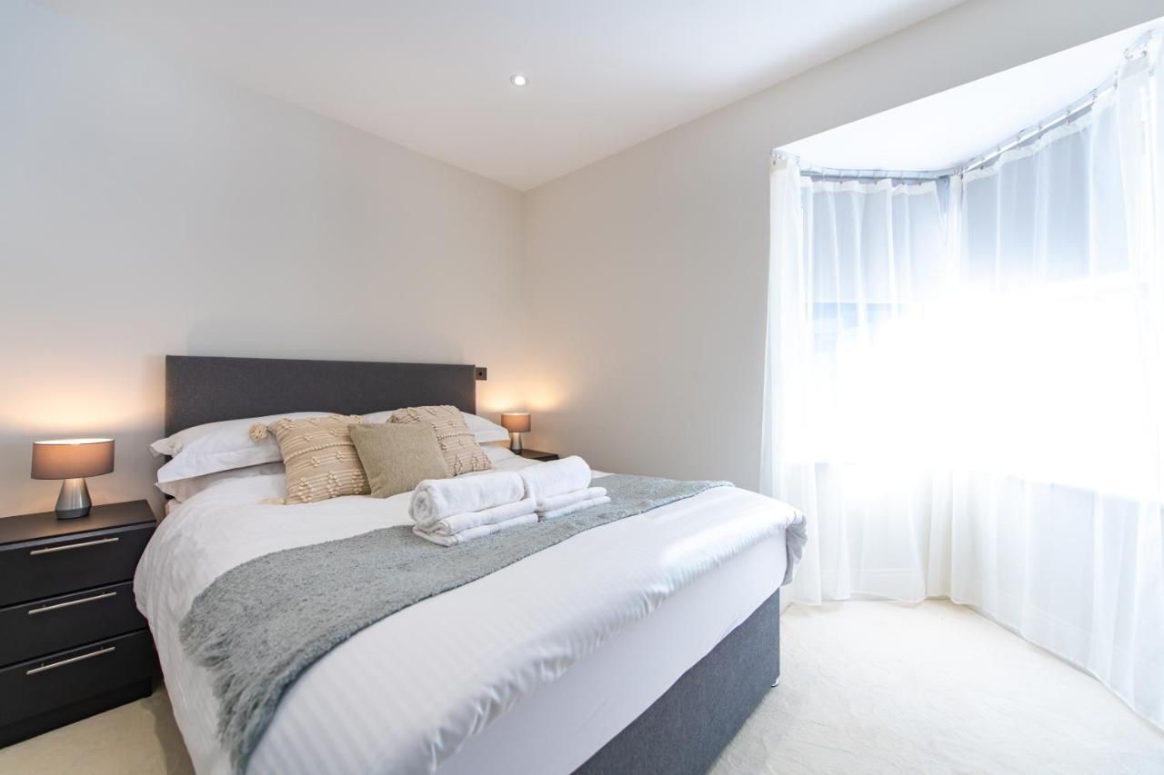 Aparthotel Ealing Residency Londra Esterno foto