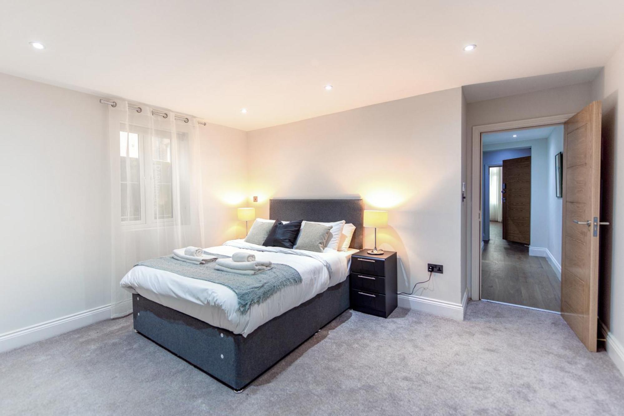Aparthotel Ealing Residency Londra Esterno foto