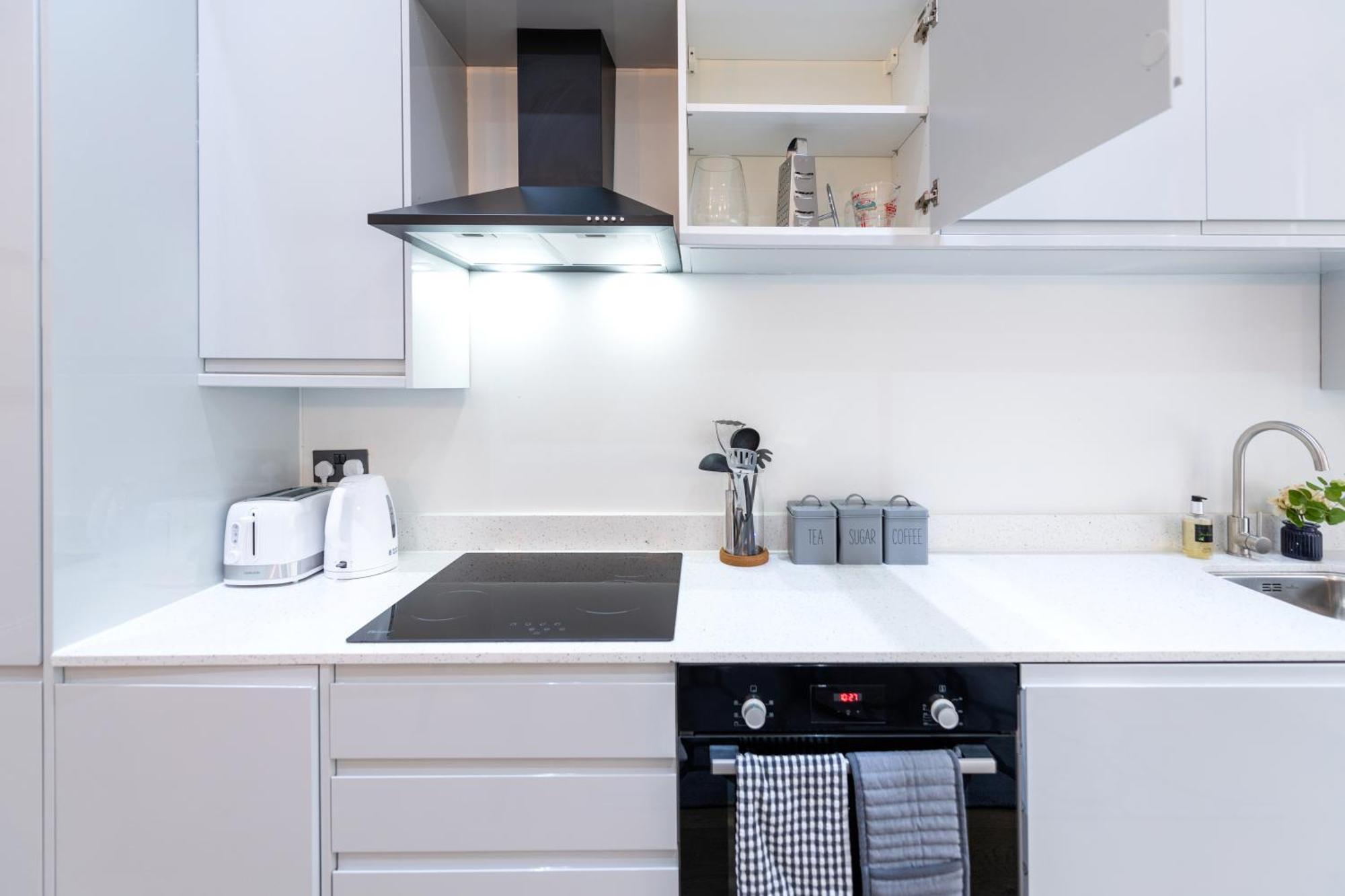 Aparthotel Ealing Residency Londra Esterno foto