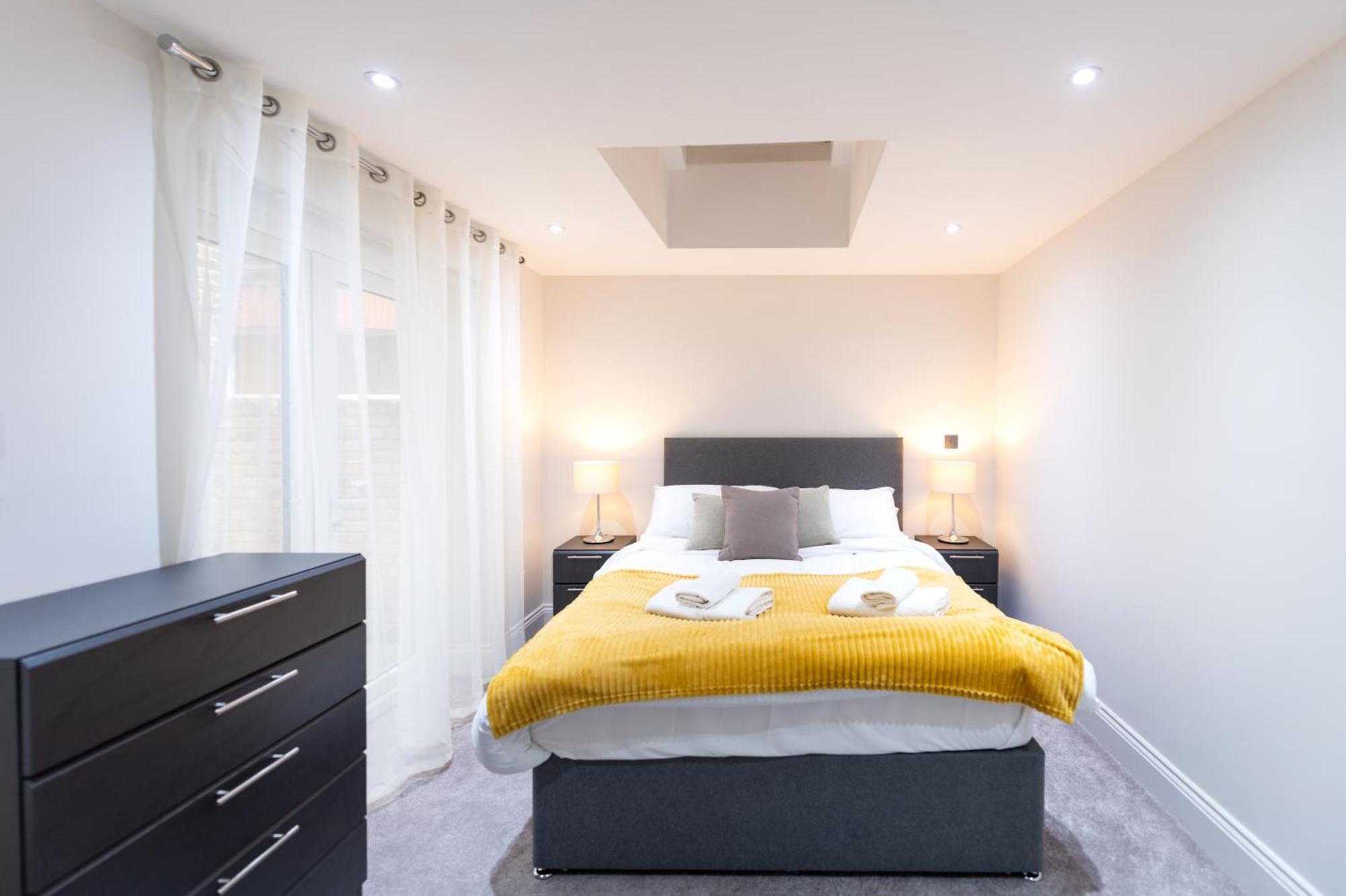 Aparthotel Ealing Residency Londra Esterno foto