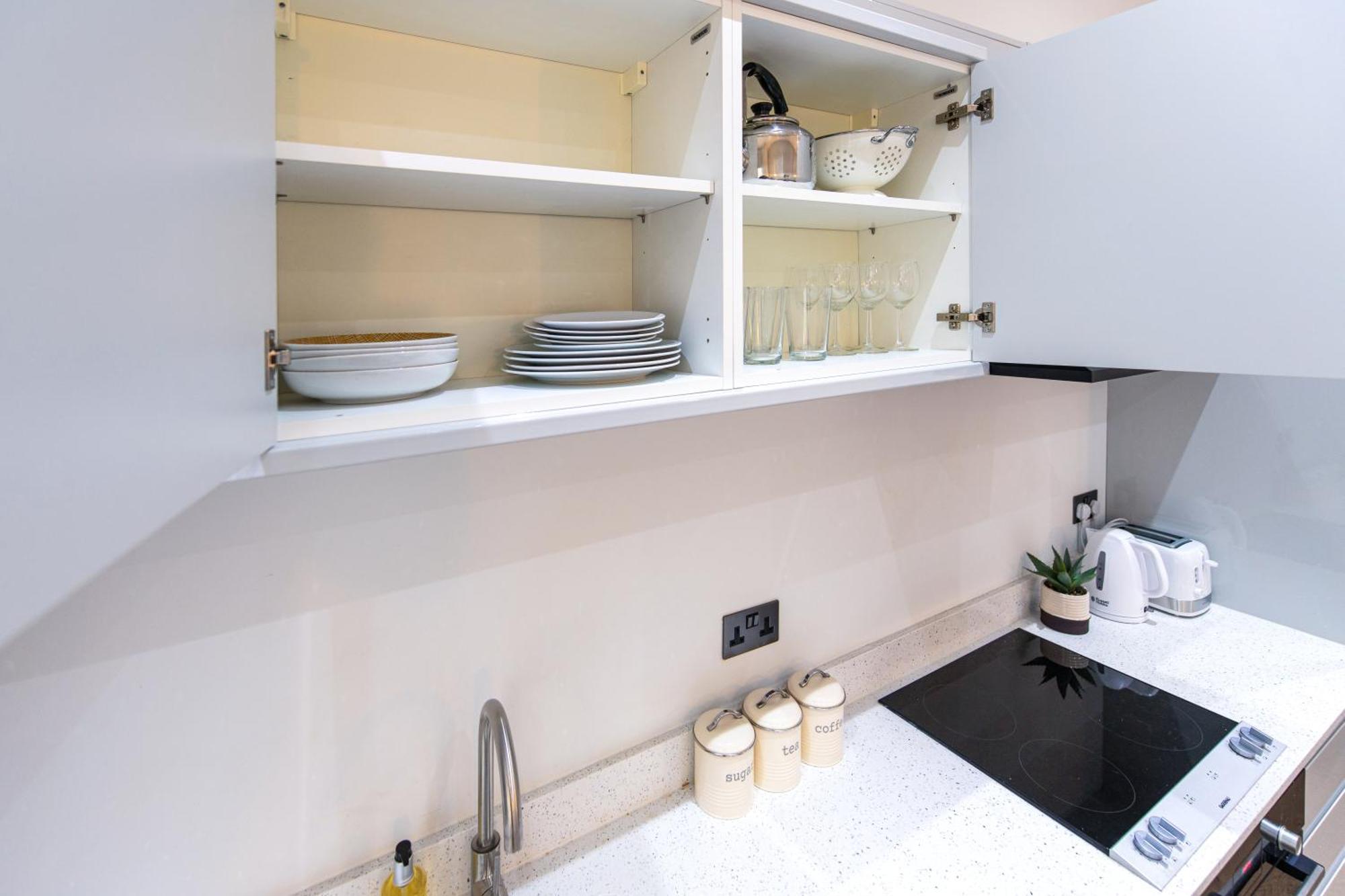 Aparthotel Ealing Residency Londra Esterno foto